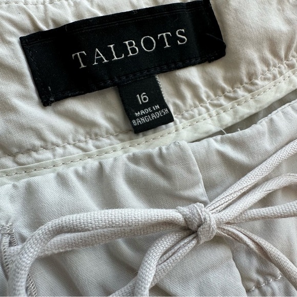 Talbots Heritage Light Khaki Cotton Wide Leg Cropped Drawstring Cargo Pants, 16 - Picture 4 of 8